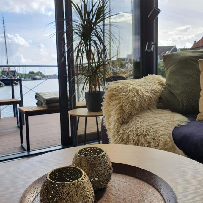 Modern, Brand New Houseboat Near Amsterdam Hotel Monnickendam Exterior foto